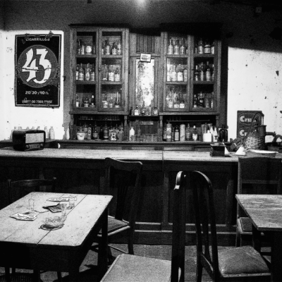 bar